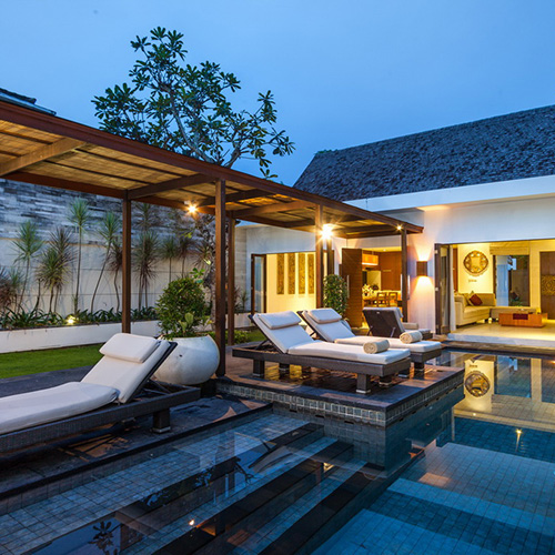 Villa Illam - Pool at night